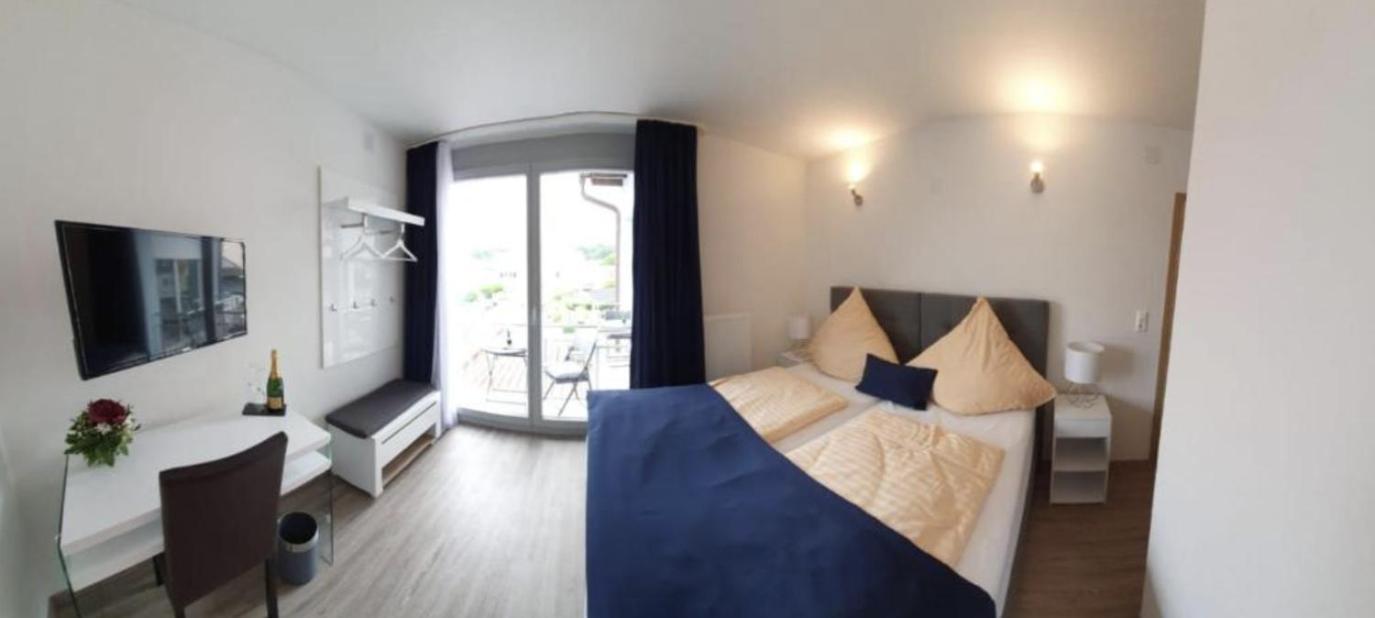 Stadthotel Am Adenauerplatz Marktheidenfeld Bagian luar foto