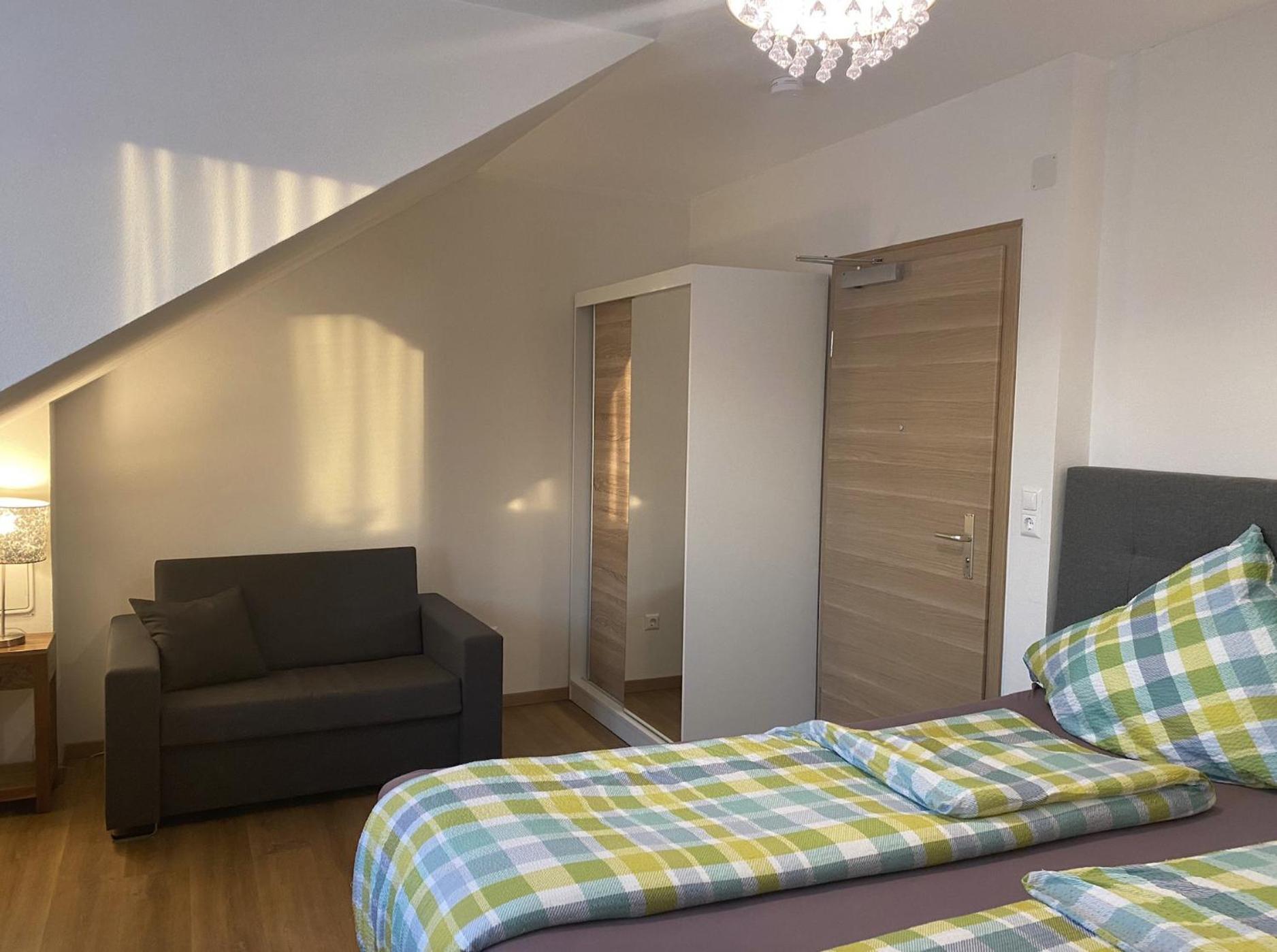 Stadthotel Am Adenauerplatz Marktheidenfeld Bagian luar foto