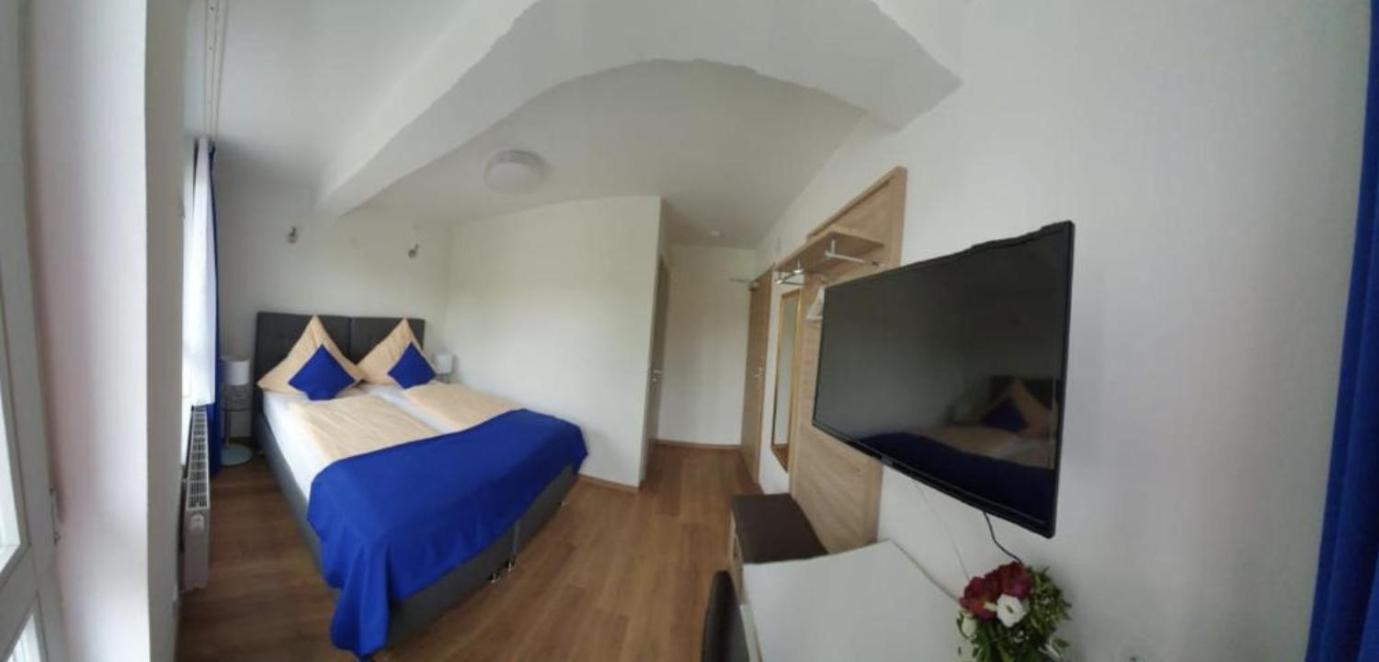 Stadthotel Am Adenauerplatz Marktheidenfeld Bagian luar foto