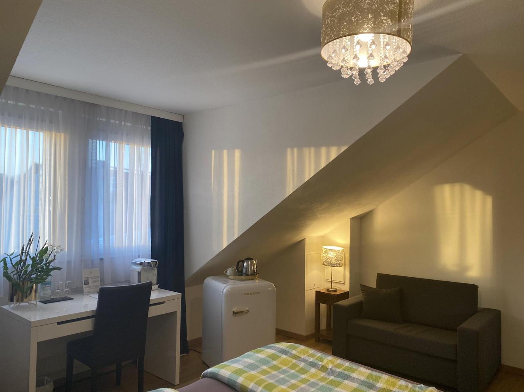 Stadthotel Am Adenauerplatz Marktheidenfeld Bagian luar foto